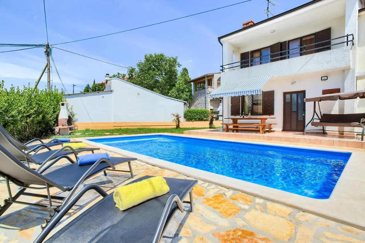 Villa Dante Medulin